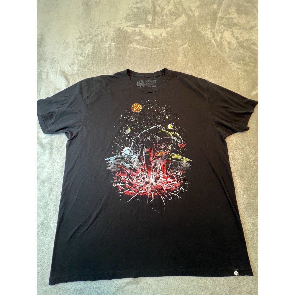 Into The‎ AM Mens Shirt 2XL Black Astronaut Galaxy Graphic  Space Planet Shirt